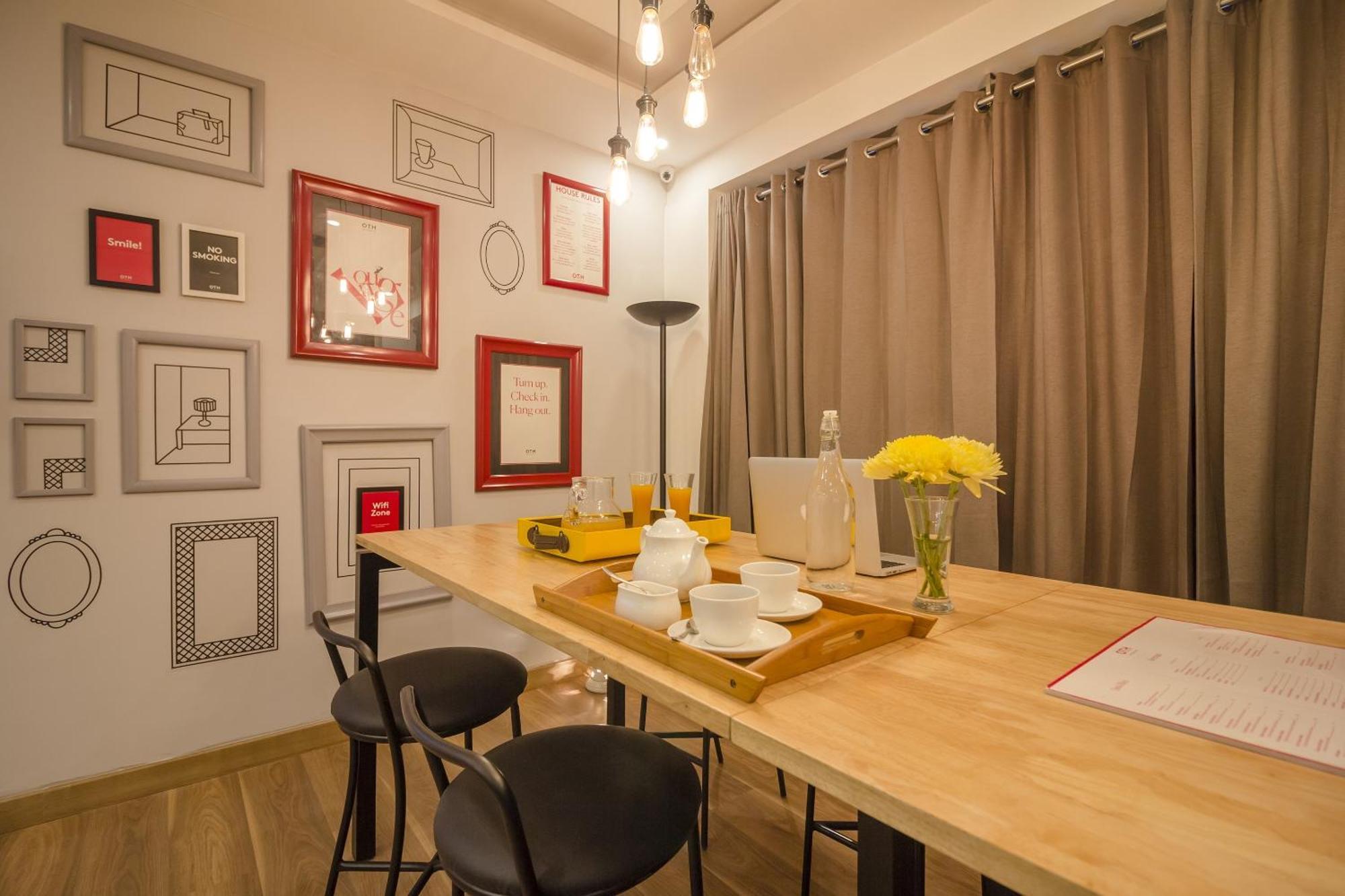Townhouse The Premier View Near Iskcon Temple Noida Hotel Екстериор снимка